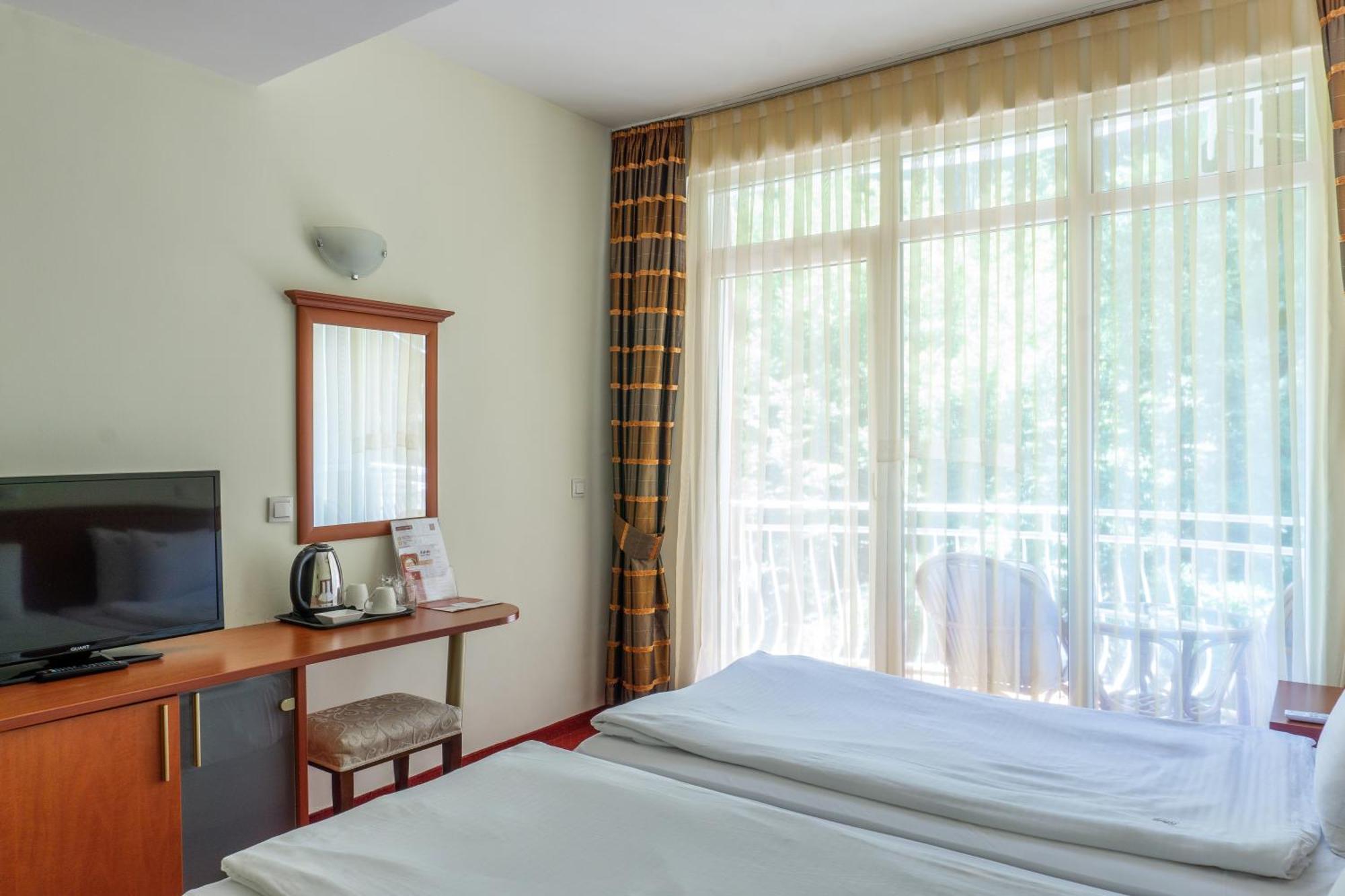 Hotel Belvedere Охрид Экстерьер фото