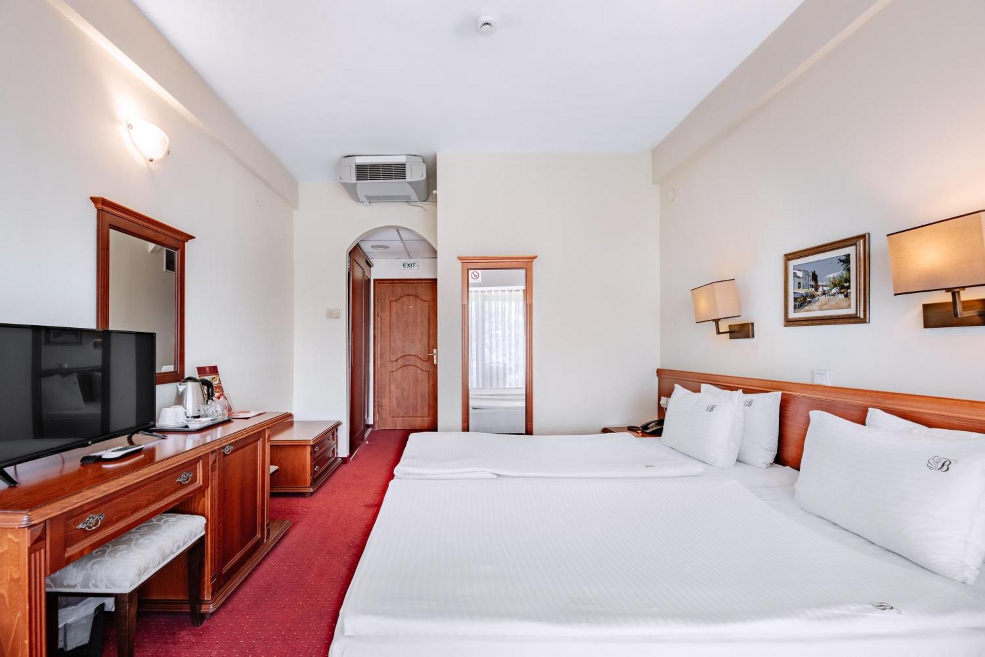 Hotel Belvedere Охрид Экстерьер фото