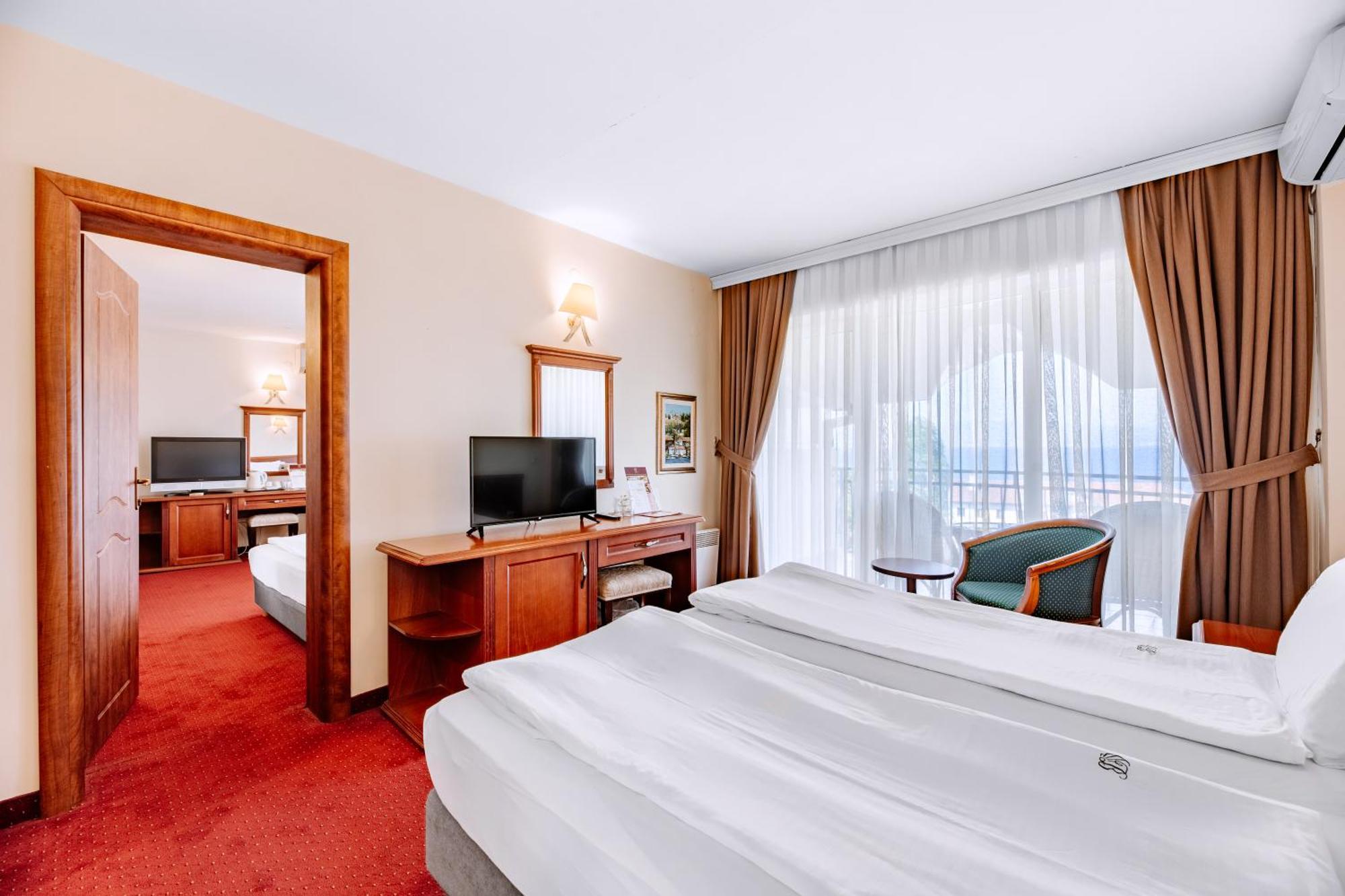 Hotel Belvedere Охрид Экстерьер фото