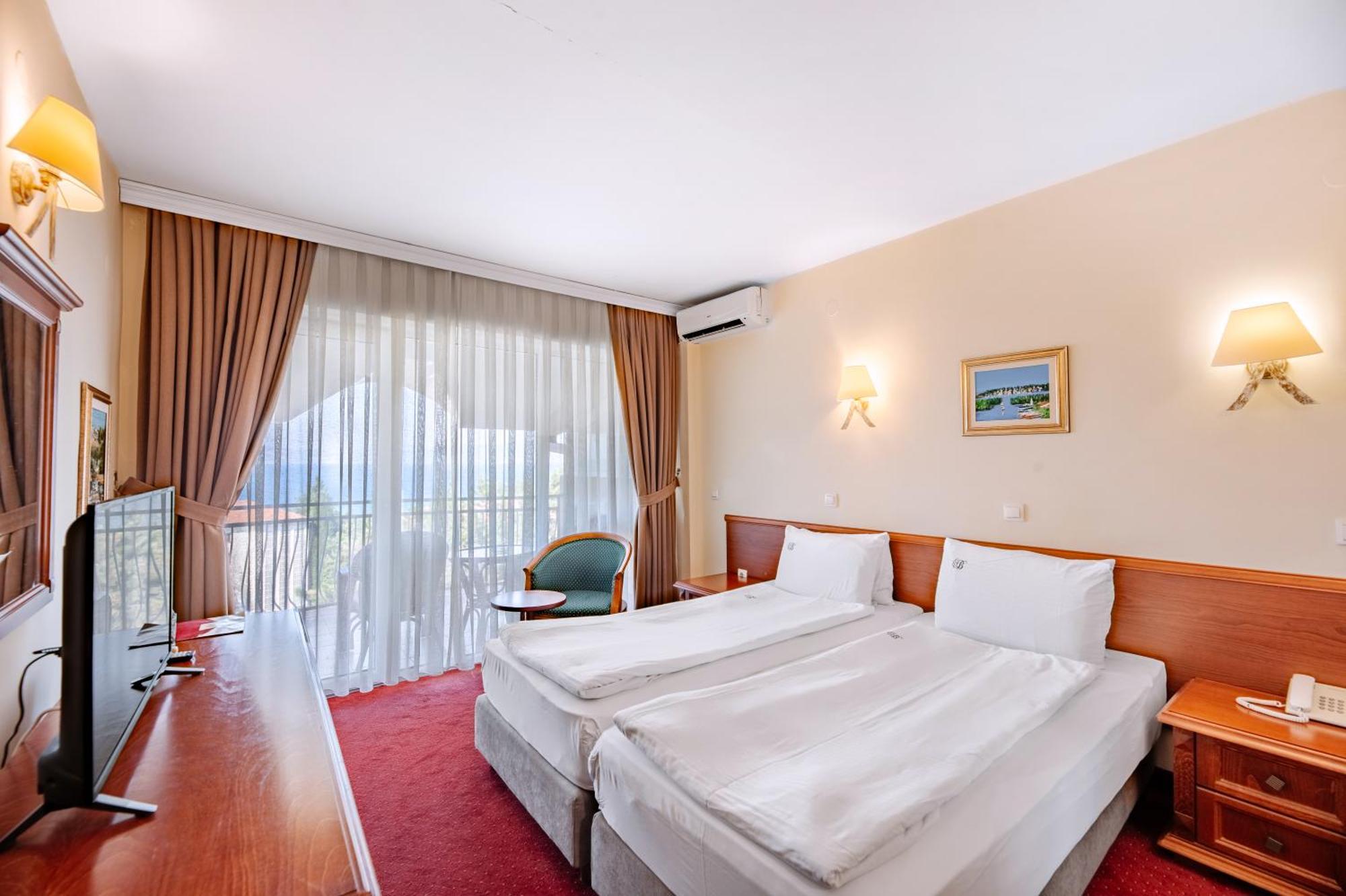 Hotel Belvedere Охрид Экстерьер фото