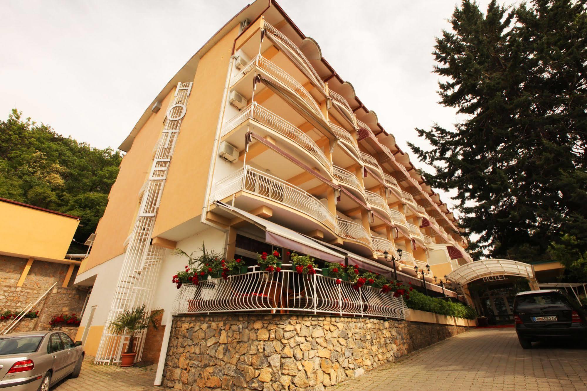 Hotel Belvedere Охрид Экстерьер фото